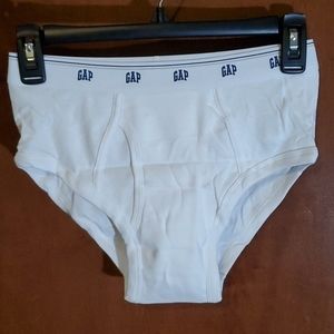 GAP White Fly Brief - Small (30"-32")